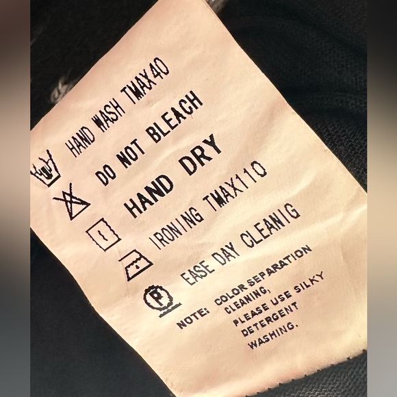 SOLD T’ameril Wool Dress - Picture 11 of 11